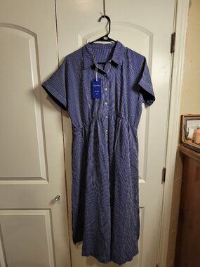 Women’s Blue White Pinstripe Button Front Shirt Dress Size Medium NWT